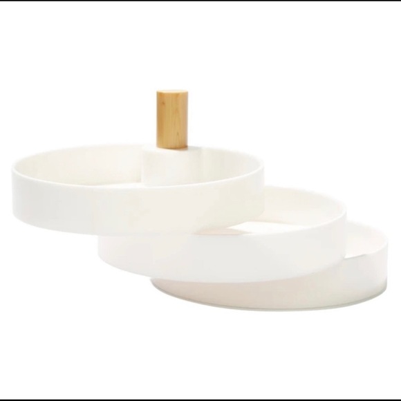 2Bandits 3-tiered Jewelry Storage - Picture 2 of 7